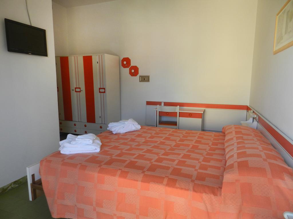 Hotel Michelangelo Bellaria-Igea Marina Zimmer foto