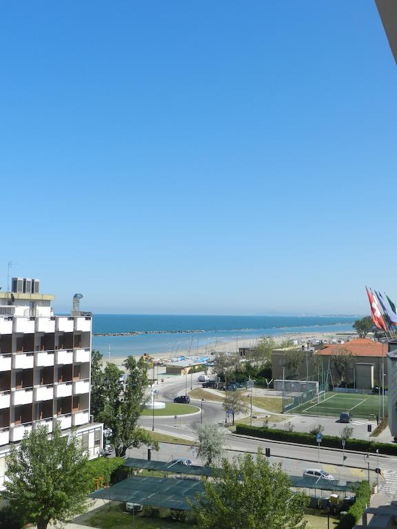 Hotel Michelangelo Bellaria-Igea Marina Exterior foto